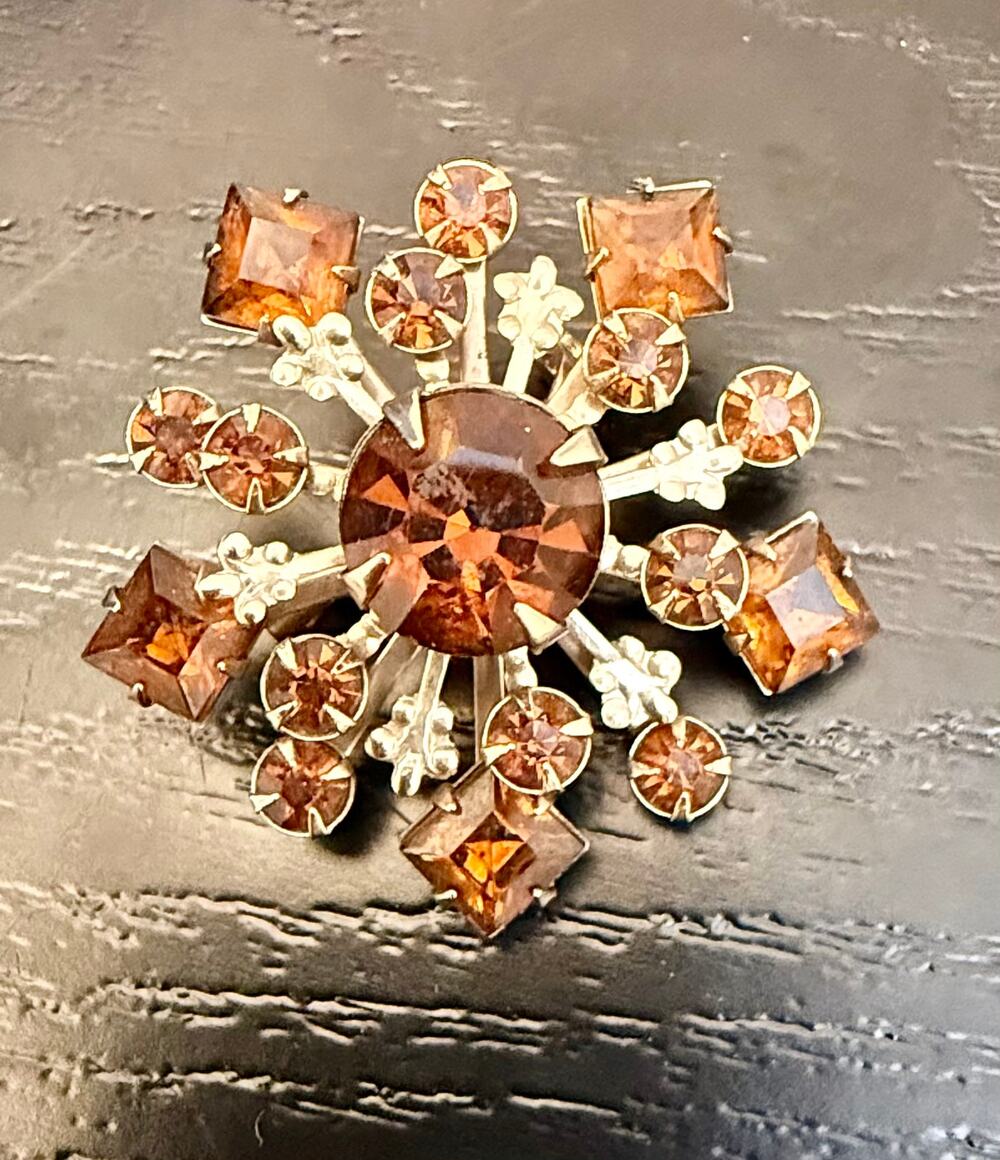 Vintage Silver Tone Amber Rhinestone Atomic Starburst Brooch Unsigned